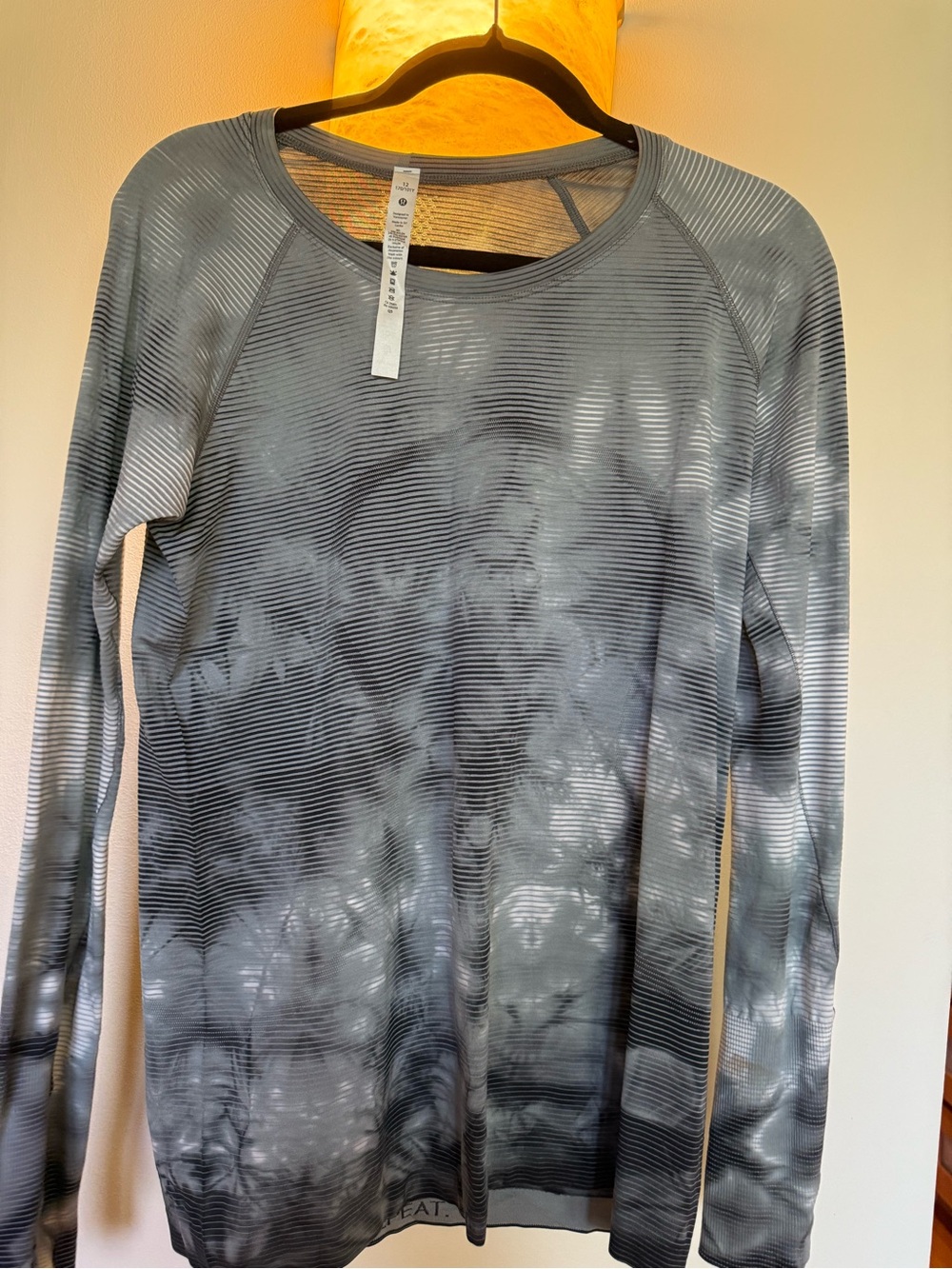 lululemon athletica Heather Gray Long Sleeve Crew Top